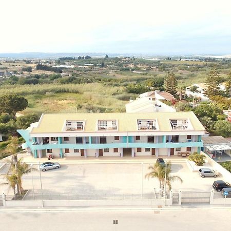 Residence Fronte Mare Santa Maria Del Focallo Zewnętrze zdjęcie